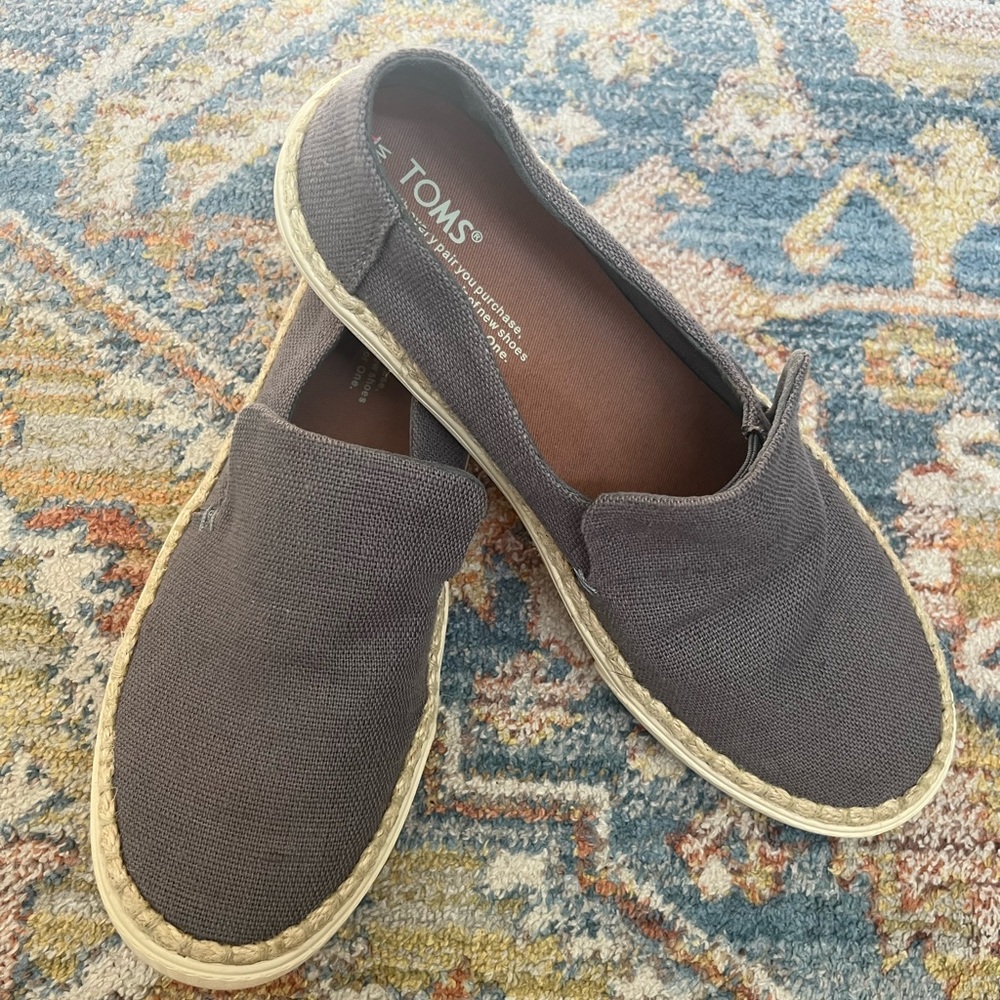 Toms Sneakers